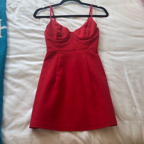 Princess Polly little red dress - Picture 3 of 3